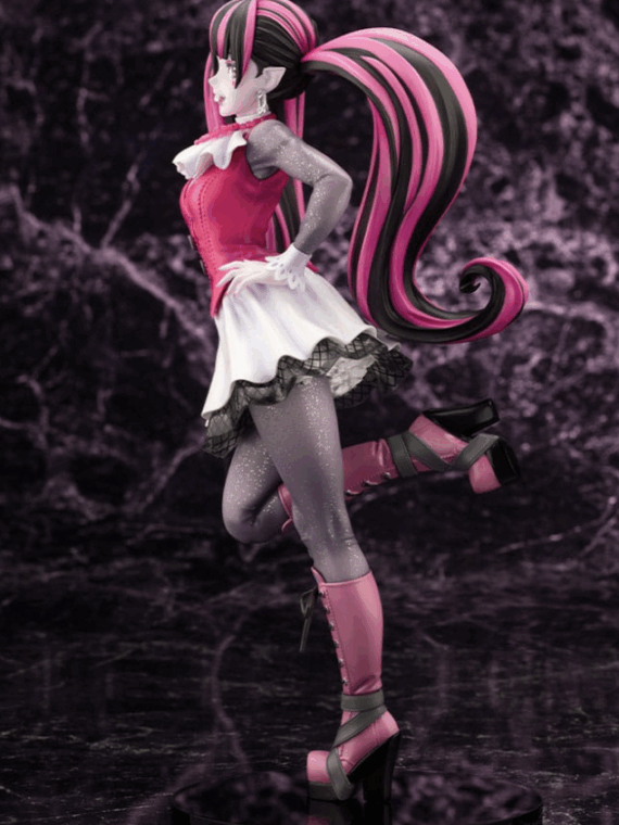 Kotobukiya Monster High Bishoujo PVC Statue 1/7 Draculaura 26 cm Statue Monster High