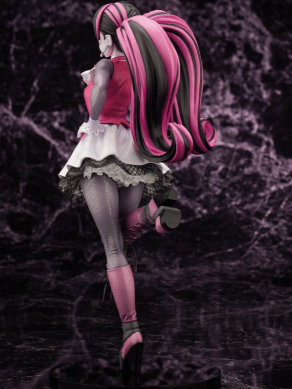Kotobukiya Monster High Bishoujo PVC Statue 1/7 Draculaura 26 cm Statue Monster High