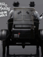 Infinite Statue Laurel & hardy towed in a hole Ford t 1/12 scale statua resina 18 cm