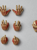 Kaiyodo Revoltech amazing yamaguchi Attack on Titan Armored Titan action figure pvc 17 cm