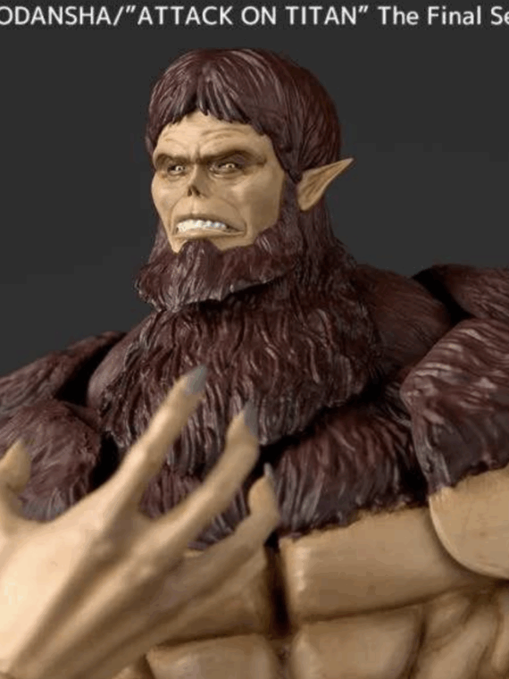 Kaiyodo Revoltech amaziong yamaguchi Attack on Titan Beast Titan action figure pvc 17 cm