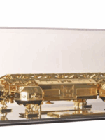 Anderson Entertainment Limited Space 1999 50th anniversary golden eagle replica 25 cm