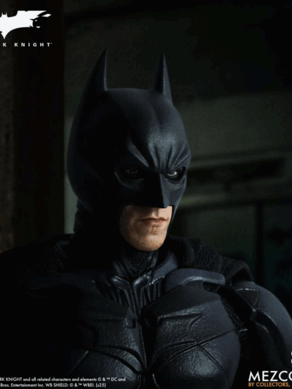 Mezco Toys One 12 Collective the Dark Knight Batman action figure pvc 17 cm