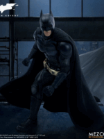 Mezco Toys One 12 Collective the Dark Knight Batman action figure pvc 17 cm