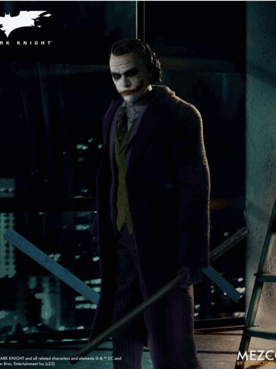 Mezco Toys One 12 collective the Dark Knight Joker action figure pvc/stoffa