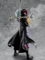 Megahouse One piece p.o.p. limited hawk eye Dracule Mihawk ver.r statue pvc