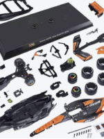 Burago Mclaren f1 mcl38 - Lando Norris with helmet - model kit 1:24 model kit