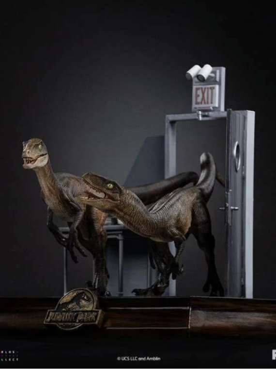 Iron Studios Jurassic park Raptors at the kitchen door 1/10 statue resina 27 cm