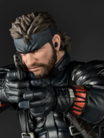 Kaiyodo Revoltech A.y. Metal Gear Solid Delta Naked Snake Sneaking Suit Ver Action Figure 17 cm