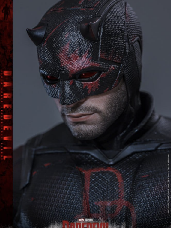 Hot Toys Marvel Daredevil: Born Again Action Figure 1/6 Daredevil Black Suite 30 cm