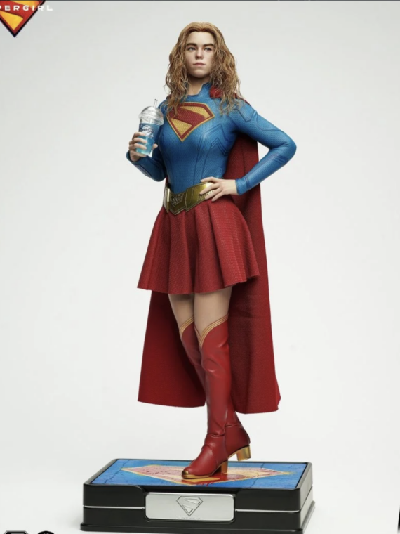 Inart Supergirl (2026) Supergirl action figure doll Artisan version silicone/stoffa 29 cm