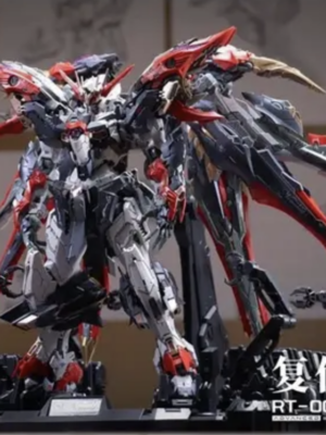 Infinite Dimension 1/100 Advanced Strategic Revenge Titan RT-002 Nemesis Model kit