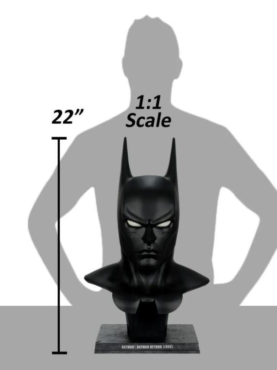 McFarlane toys Dc Direct Batman Beyond Cowl 1:1 Scale Replica pvc 55 cm